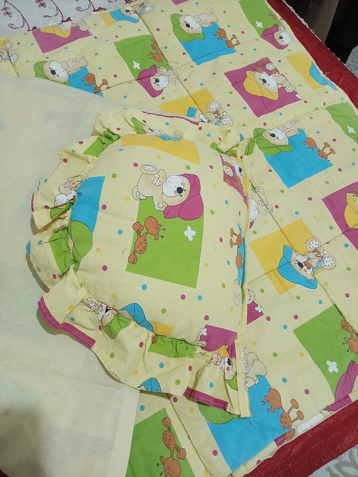 Renkli Baskılı Çocuk Uyku Seti - Görsel 3