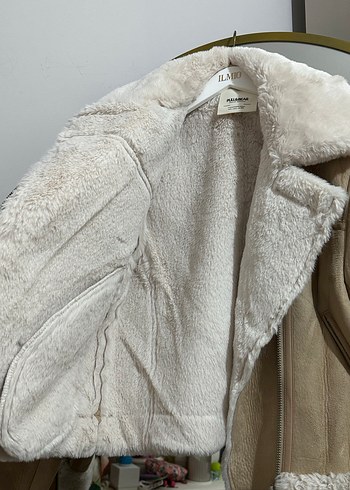 Pull and Bear Bej Süet Kürklü Kadın Ceket