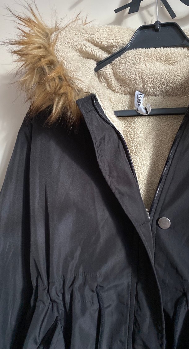 Kadın Siyah Uzun Suni Kürklü mont - Görsel 2