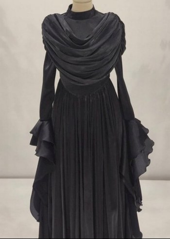 Siyah Uzun Drapeli Gotik Kadın Abiye - Görsel 4