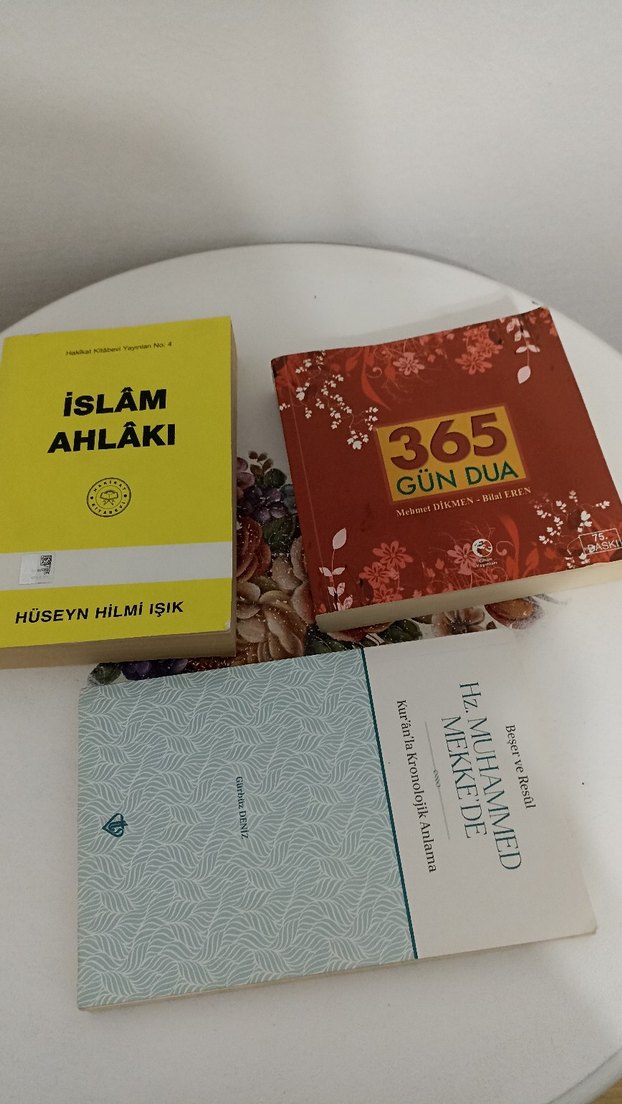 3 Kitap Seti: İslam Ahlakı, 365 Gün Dua, Hz. Muhammed Mekke'de - Görsel 2