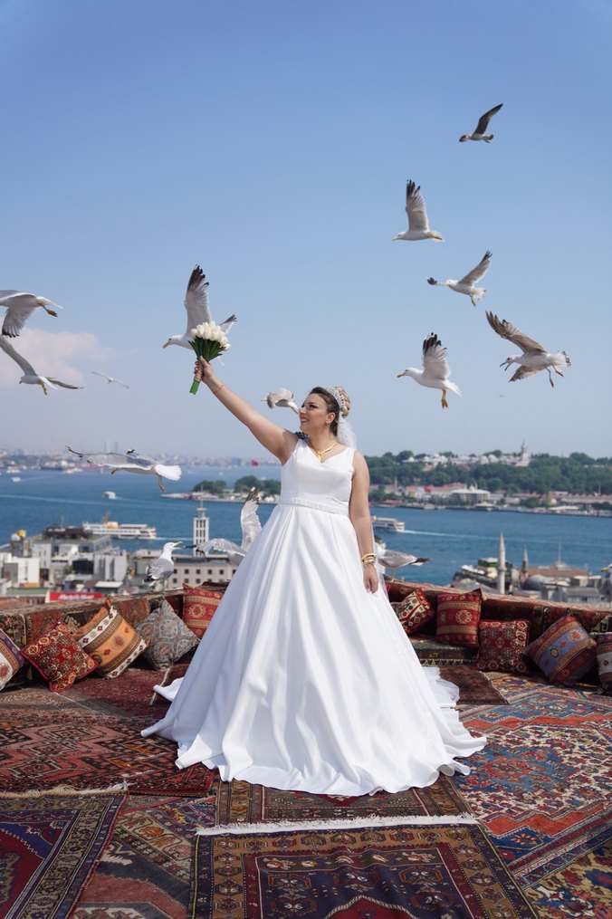 V Yaka Beyaz A Kesim Uzun Gelinlik - Görsel 5