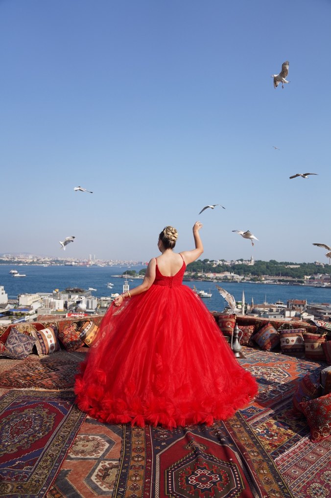 Kırmızı Uzun Kayık Yaka Kadın Abiye - Görsel 2