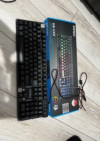 KB-GX9 Mekanik Hisli Renkli Işıklı Klavye - Görsel 2