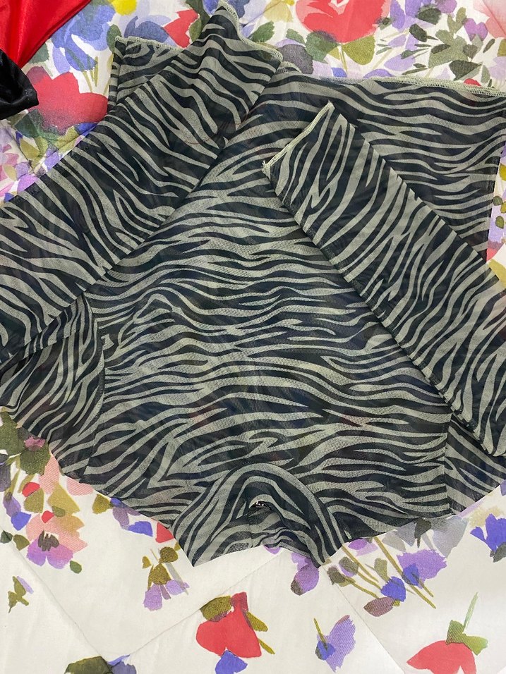 Gri zebra desen Kadın bluz - Görsel 2