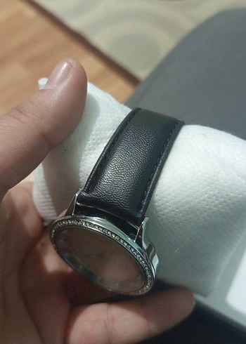 Kadın Beyaz Klasik Pullu Kol Saati - Görsel 4