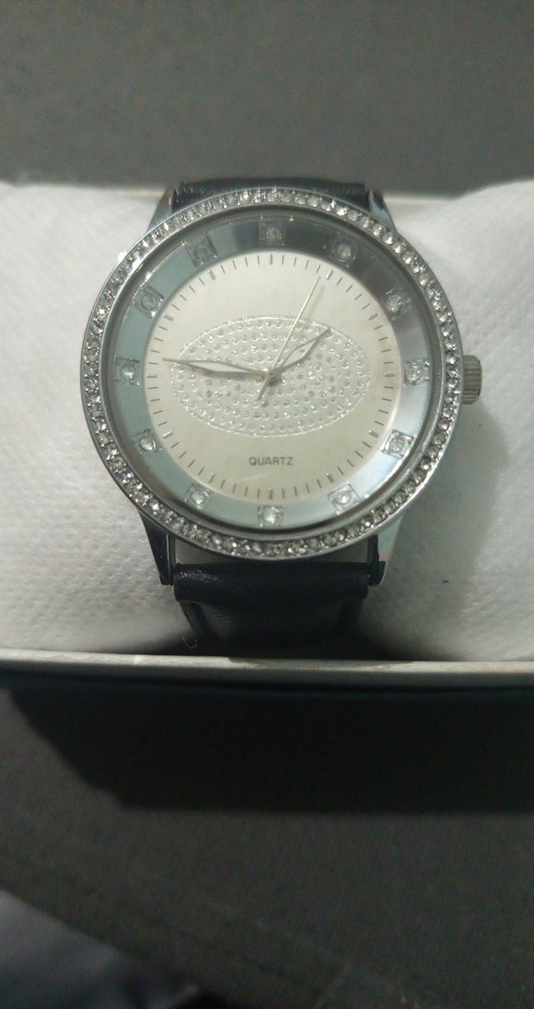 Kadın Beyaz Klasik Pullu Kol Saati - Görsel 2