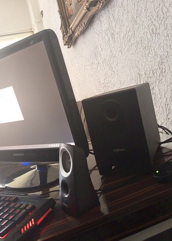 Kırmızı Işıklı Masaüstü Bilgisayar Seti - Görsel 4