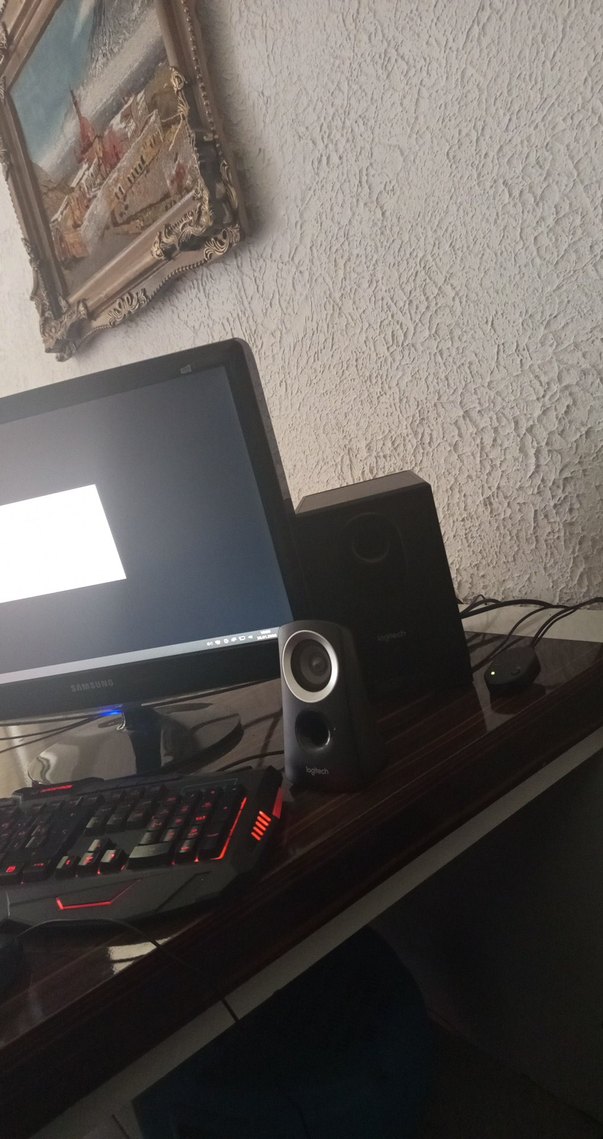 Kırmızı Işıklı Masaüstü Bilgisayar Seti - Görsel 3