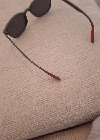 Beden Gri Minimalist Tokalı Kadın Güneş Gözlüğü