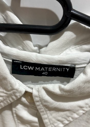 Düğmeli Beyaz Gömlek - Görsel 2