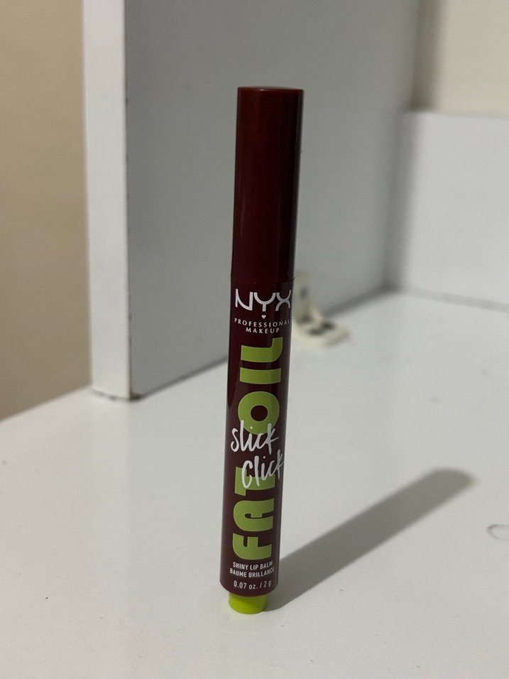 NYX Fat Oil Slick Click Parlak Dudak Stick 11 In A Mood - Görsel 4