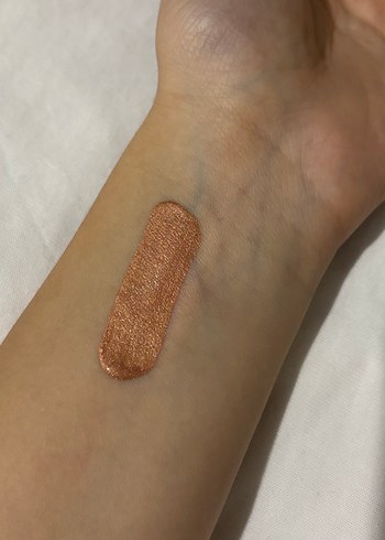 Maybelline 08 Shades On Doğal Işıltılı Allık - Görsel 5