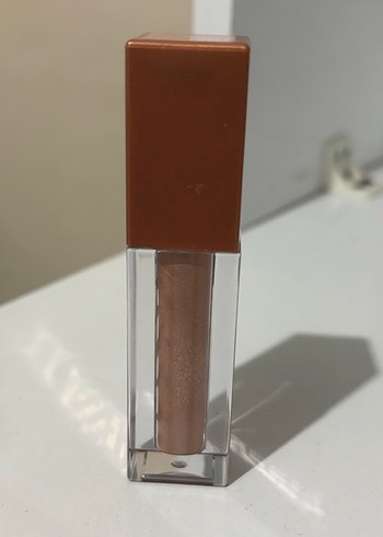 Maybelline Sunkisser Likit Highlighter 20 Kiss Of Shimmer - Görsel 4