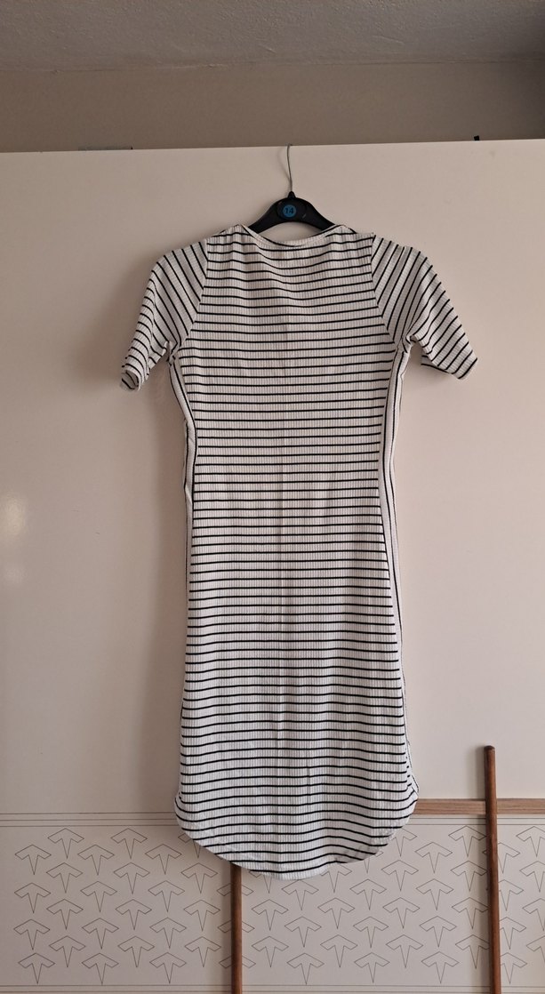 Gri Çizgili Kadın Midi Elbise - Görsel 3