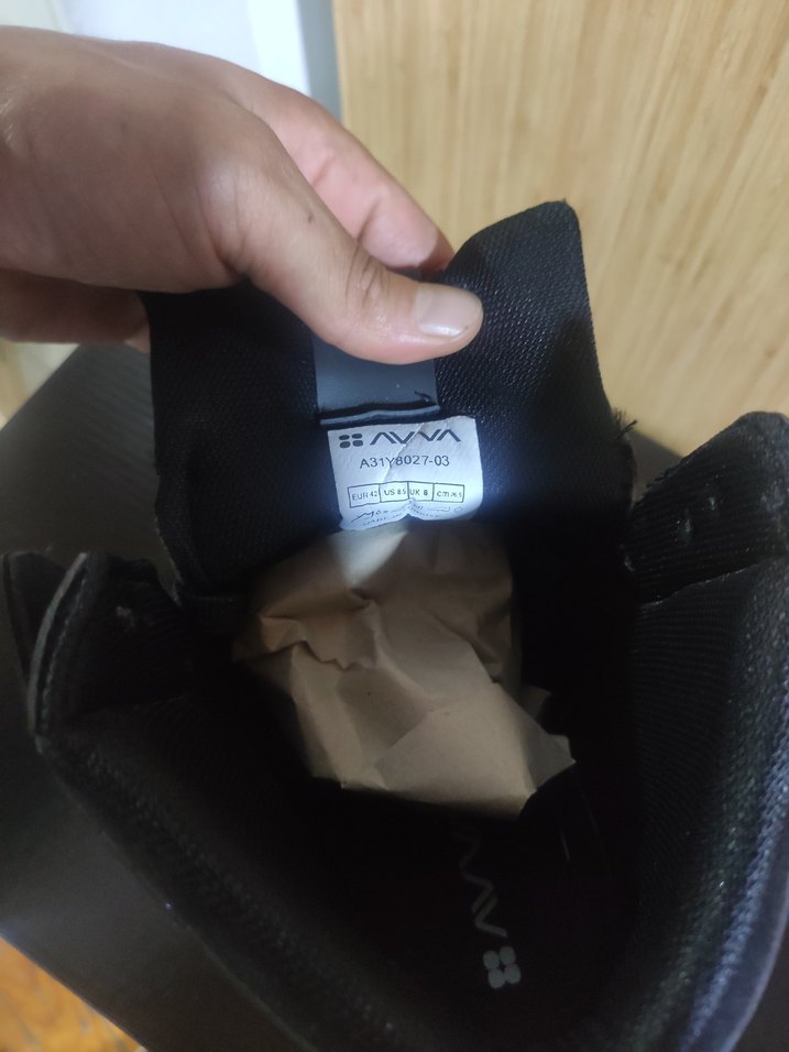 Siyah Erkek bot - Görsel 3