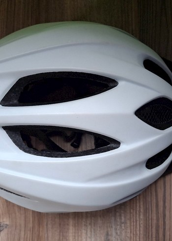 Uvex bisiklet kaskı - Görsel 2