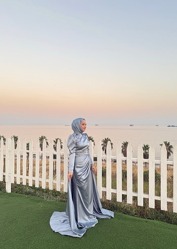 Uzun Kollu Gri Drape Detaylı Abiye Elbise