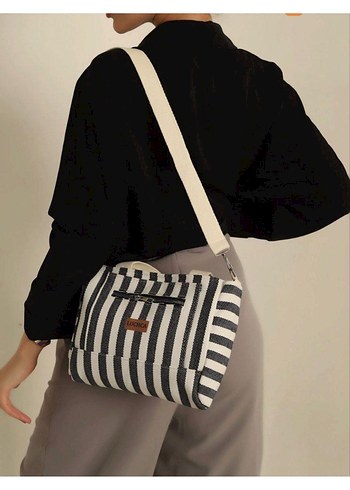 Trendyol & Milla Zebra Desenli Siyah Gri Kadın Omuz Çantası