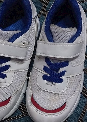 Beyaz Erkek Spor Ayakkabı Velcro Bağcıklı