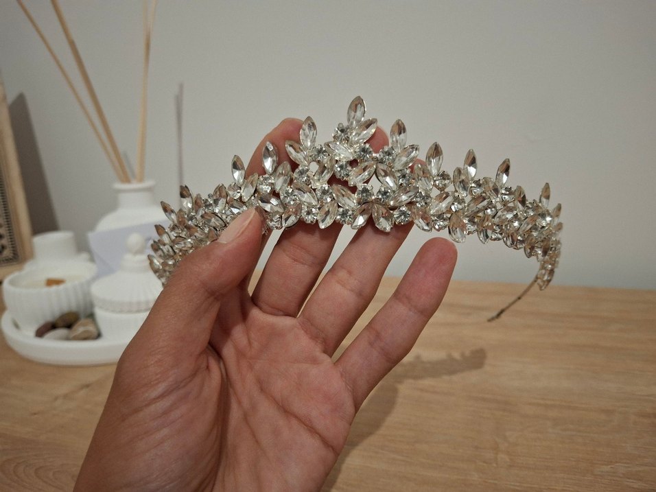 Beyaz Pul İşlemeli Klasik Gelin Tacı - Görsel 2