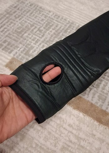 Kapüşonlu Siyah Deri Kadın Ceket - Görsel 2