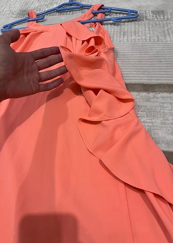 Halter Yaka, Volanlı Kadın Elbise - Görsel 2