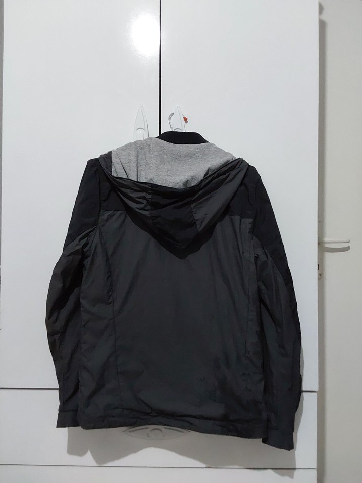 Fermuarlı Siyah Gri Erkek Yağmurluk - Görsel 3