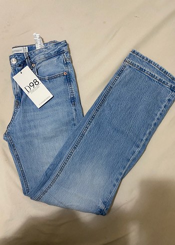 Stradivarius Kadın Mavi Regular Fit Denim Pantolon