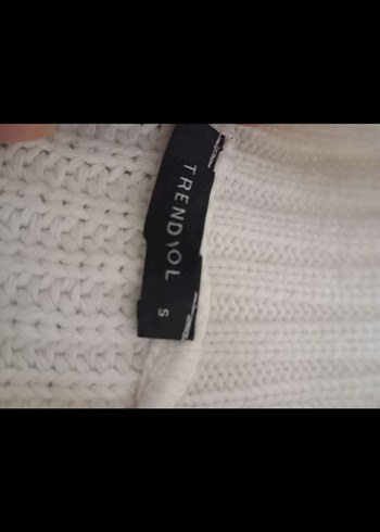 Beyaz Kadın Boğazlı Triko Kazak - Görsel 2