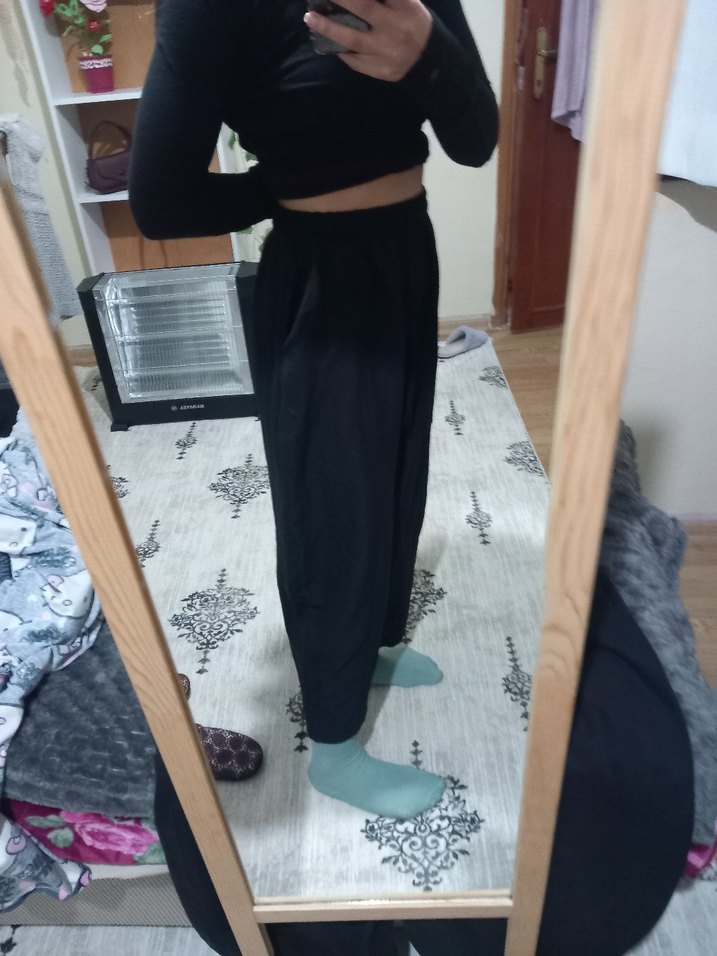 Siyah Kadın Pamuk Rahat Kesim Pantolon - Görsel 2