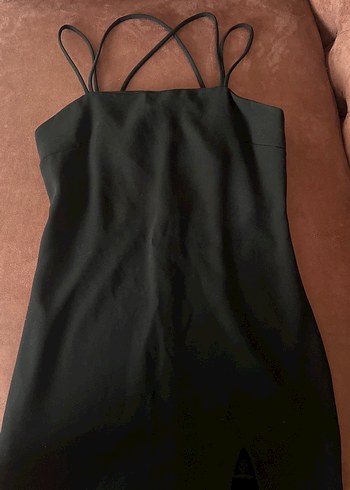 Zara Siyah V Yaka Askılı Midi Elbise