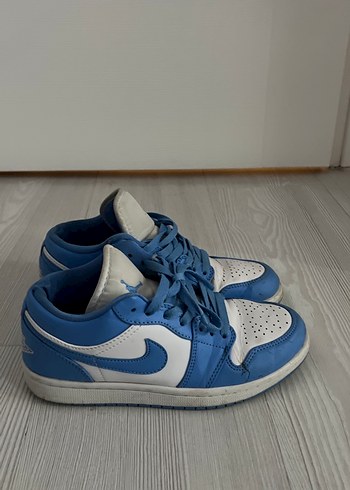 37 Beden Nike mavi spor ayakkabı
