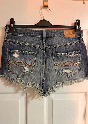 Nakışlı Düğmeli Koyu Mavi Mini Denim Şort - Görsel 4
