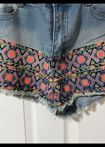 Bohem Desenli Kadın Kot Şort - Görsel 8