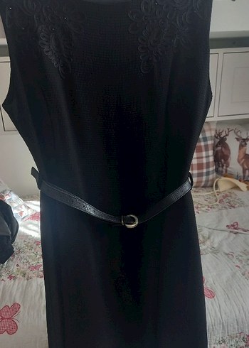 Siyah Midi Kolsuz Drapeli Ofis Elbisesi - Görsel 5