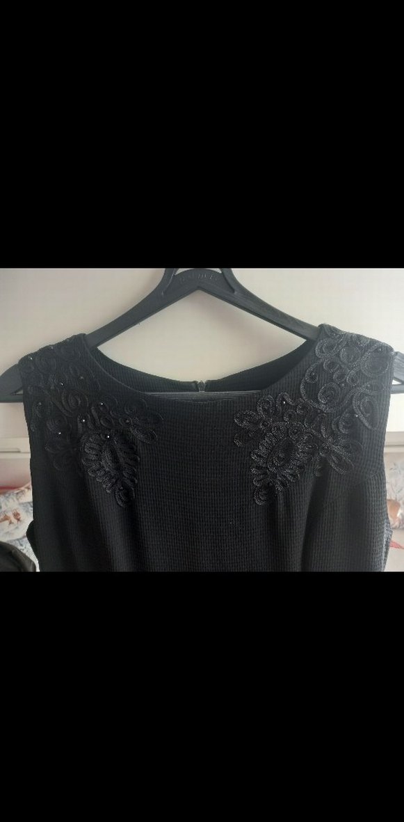 Siyah Midi Kolsuz Drapeli Ofis Elbisesi - Görsel 3