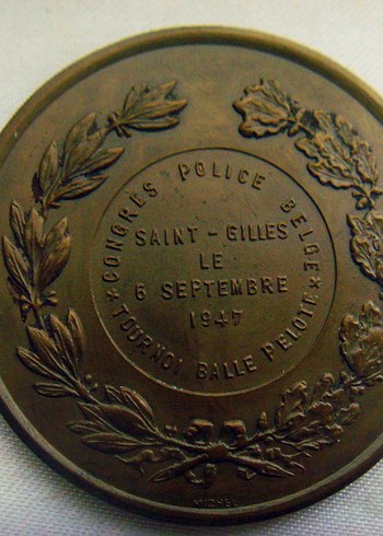 1947 eski polis Madalyası - Görsel 2