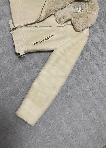 s Beden beyaz Renk Stradivarius Bej Süet Kürklü Kadın Ceket