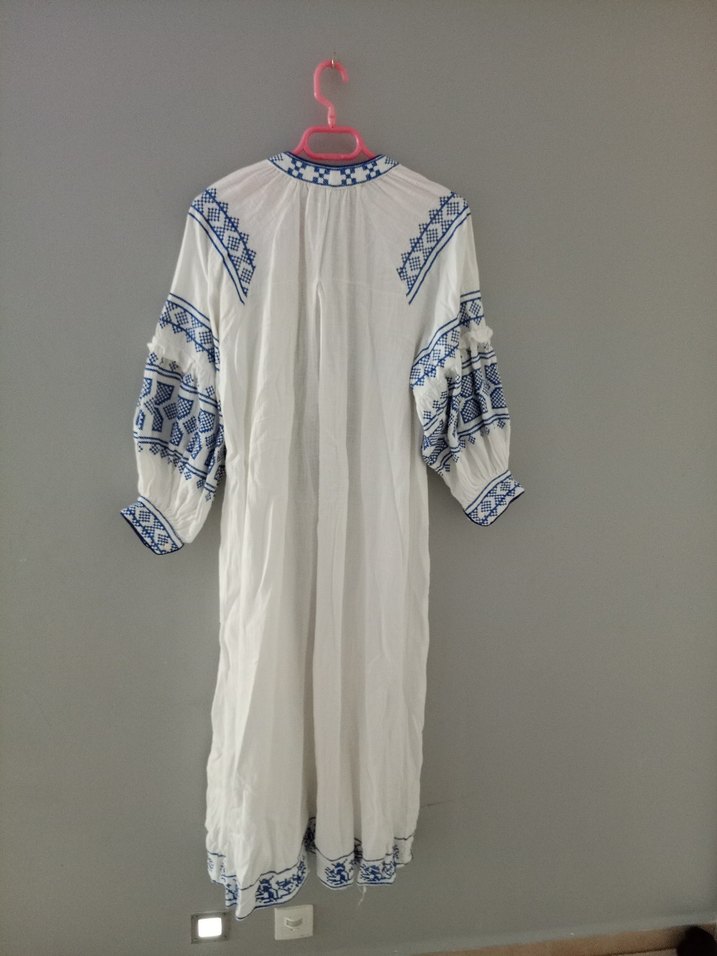 Püsküllü Nakışlı Beyaz Şile bezi Uzun Elbise - Görsel 2