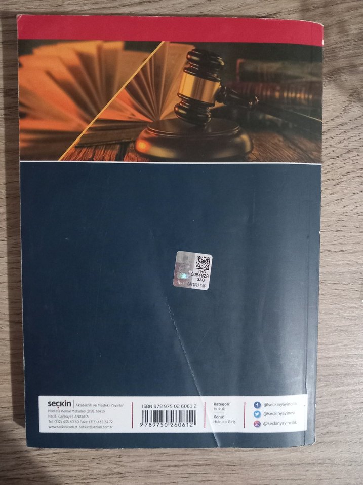 Hukuka Giriş Kavramlar & Kurumlar Kitabı - Görsel 3
