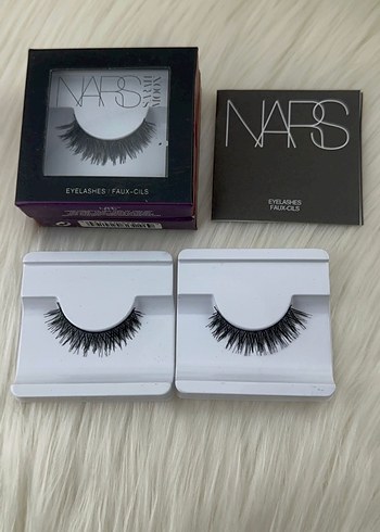 NARS Siyah Takma Kirpik