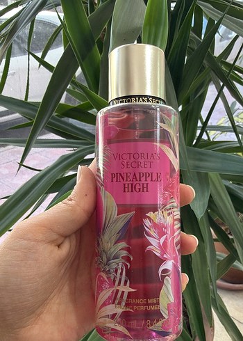 Victoria's Secret Pineapple High Kadın Parfümü