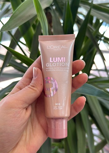 L'Oréal Lumi Glotion 902 Aydınlatıcı Kapatıcı