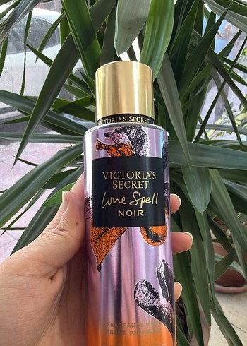 Victoria's Secret Love Spell Noir Kadın Parfümü