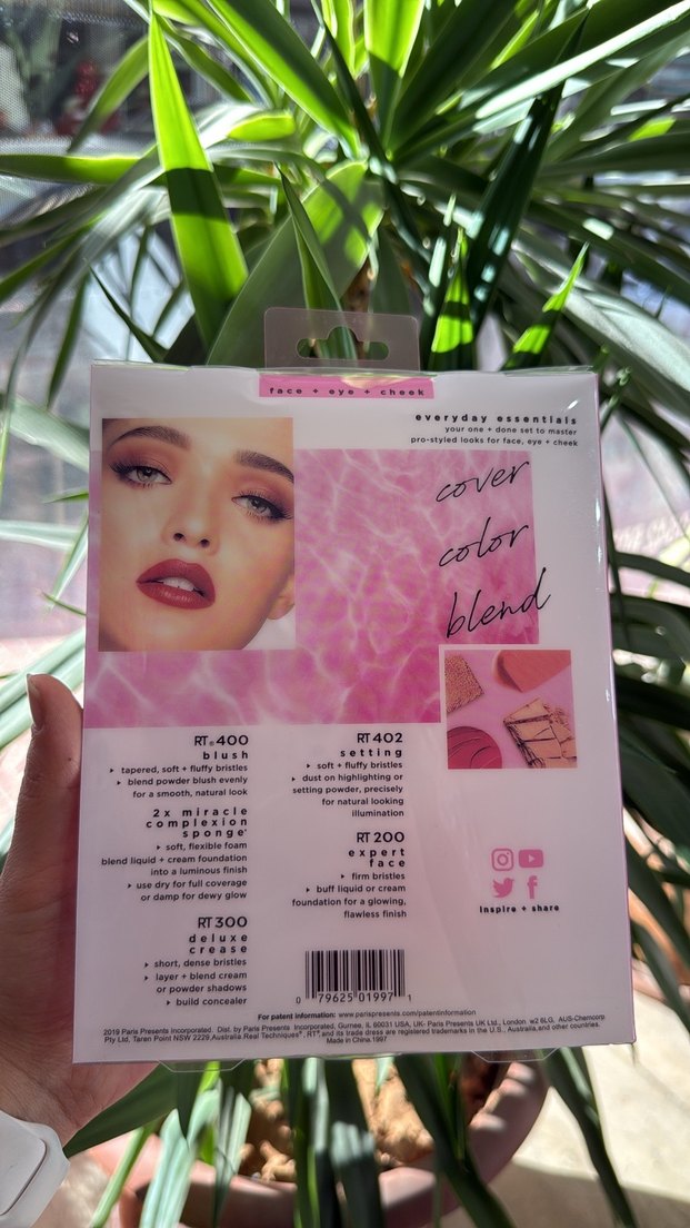 Real Techniques Pembe Makyaj Fırça Seti - Görsel 2