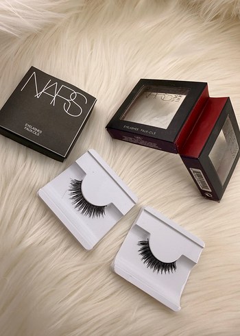 NARS Siyah Takma Kirpik - Görsel 3