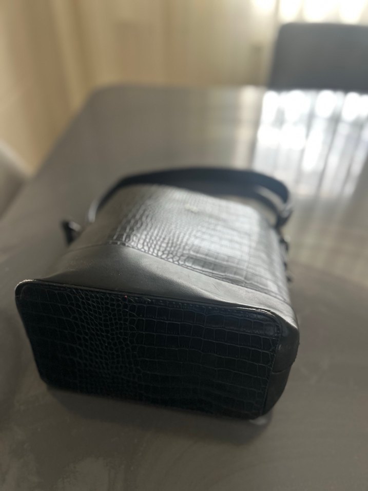 Klasik Siyah Deri Yılan Desenli Kadın Çanta - Görsel 3