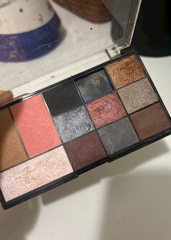 Çok Renkli Göz Farı Paleti - Görsel 3