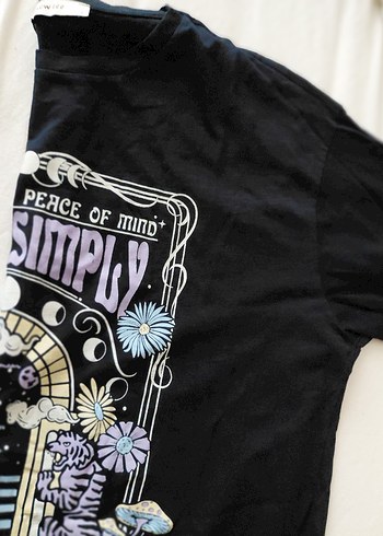l Beden baskılı lacivert oversize tshirt